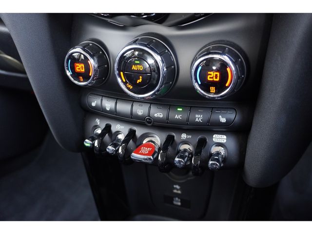 BMW MINI COOPER 5DOOR 2023 Image 31