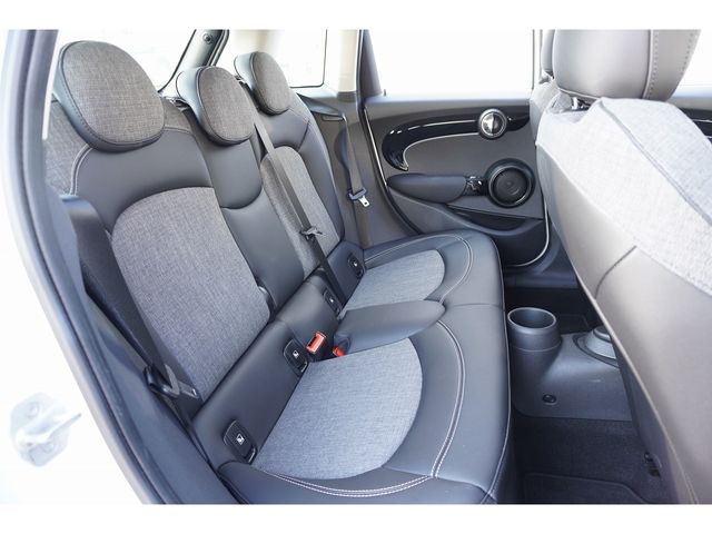 BMW MINI COOPER 5DOOR 2023 Image 31