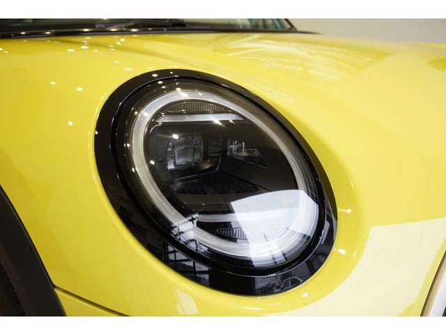 BMW MINI COOPER 5DOOR 2024 Image 31