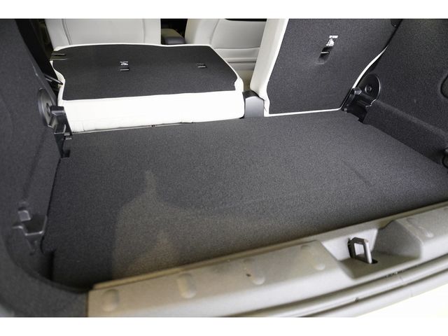 BMW MINI COOPER 5DOOR 2024 Image 31