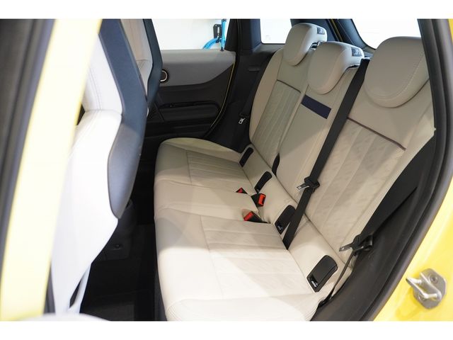 BMW MINI COOPER 5DOOR 2024 Image 31