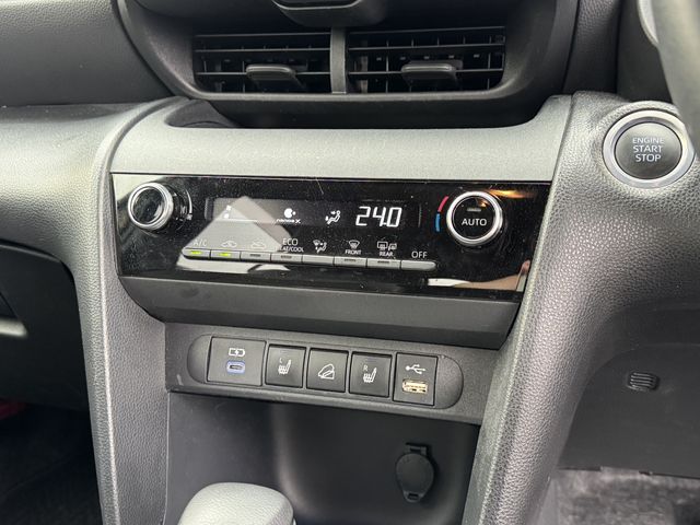 TOYOTA YARIS CROSS 2023 Image 31