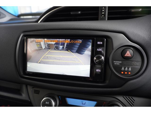 TOYOTA VITZ 2018 Image 31