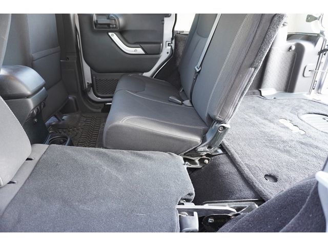 JEEP WRANGLER UNLIMI 2018 Image 31