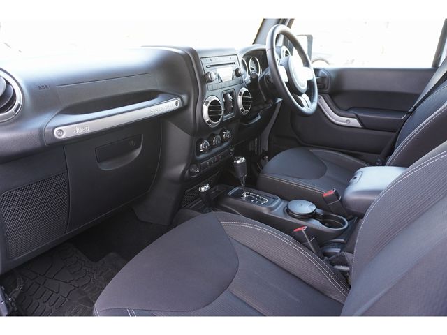 JEEP WRANGLER UNLIMI 2018 Image 31