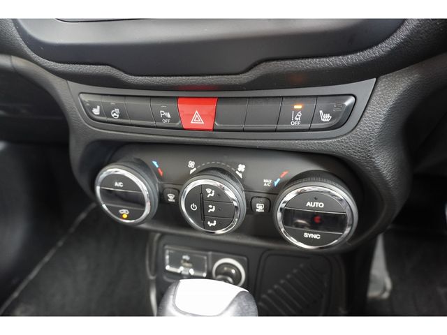 JEEP RENEGADE 2016 Image 31