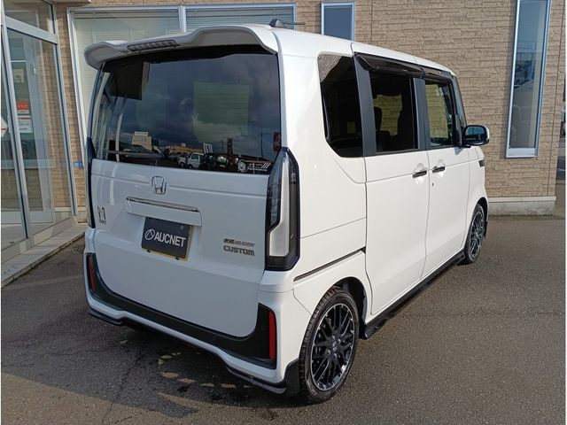 HONDA N BOX CUSTOM 2024 Image 31