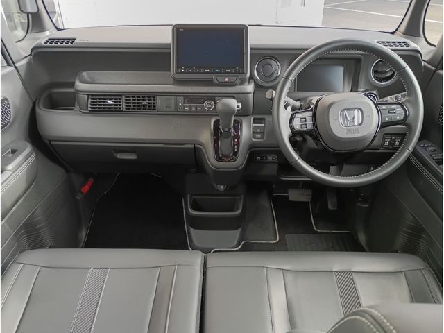 HONDA N BOX CUSTOM 2024 Image 31