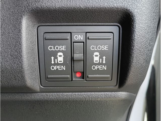 HONDA N BOX CUSTOM 2024 Image 31