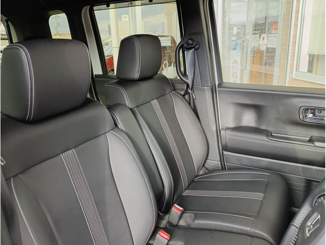 HONDA N BOX CUSTOM 2024 Image 31