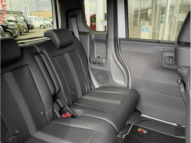 HONDA N BOX CUSTOM 2024 Image 31