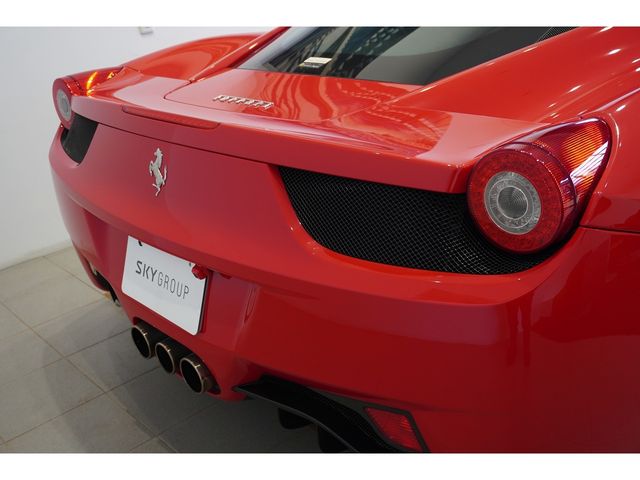 FERRARI 458 ITALIA 2010 Image 31