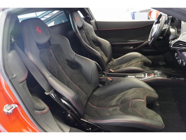 FERRARI 458 ITALIA 2010 Image 31