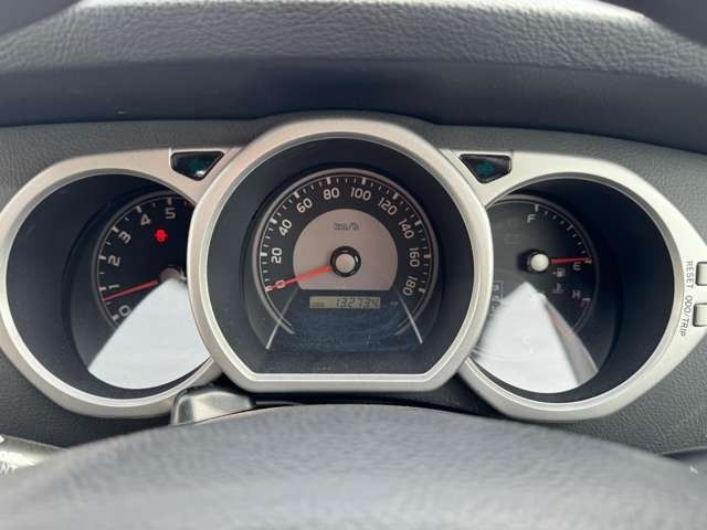 TOYOTA HILUXSURF WAGON 2WD 2009 Image 31