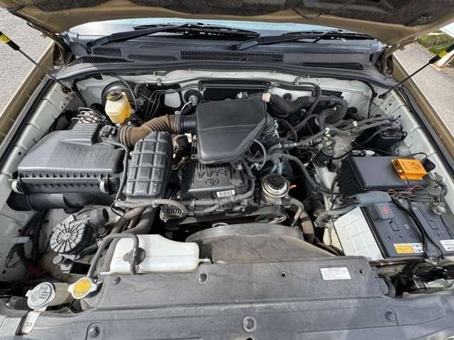 TOYOTA HILUXSURF WAGON 2WD 2009 Image 31