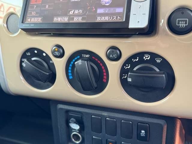 TOYOTA FJ CRUISER 4WD 2011 Image 31