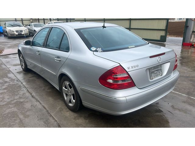 MERCEDES BENZ E CLAS 2005 Image 31