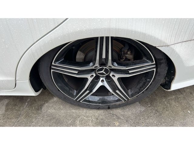 MERCEDES BENZ CLS CL 2013 Image 31