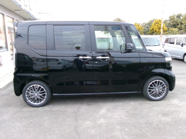 HONDA N BOX CUSTOM 2026 Image 31