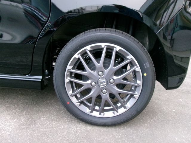 HONDA N BOX CUSTOM 2026 Image 31