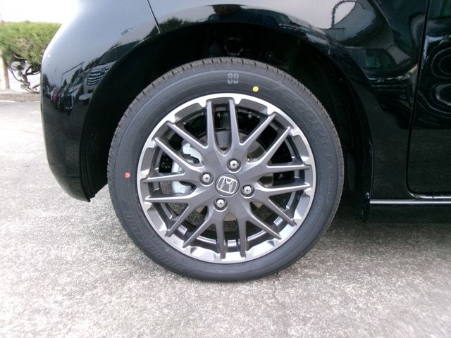 HONDA N BOX CUSTOM 2026 Image 31