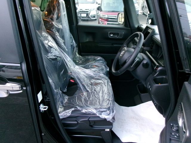 HONDA N BOX CUSTOM 2026 Image 31