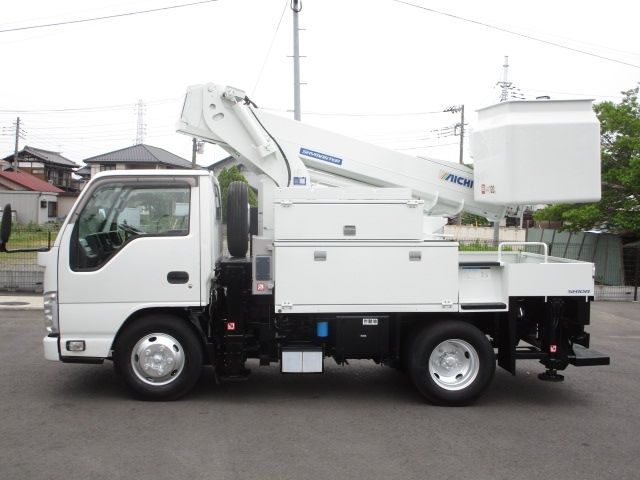 ISUZU ELF 2012 Image 31