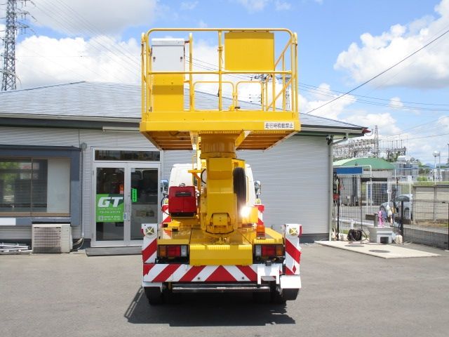 ISUZU ELF 2018 Image 31