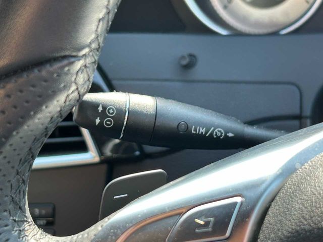 MERCEDES BENZ C CLAS 2012 Image 31