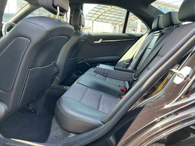 MERCEDES BENZ C CLAS 2012 Image 31