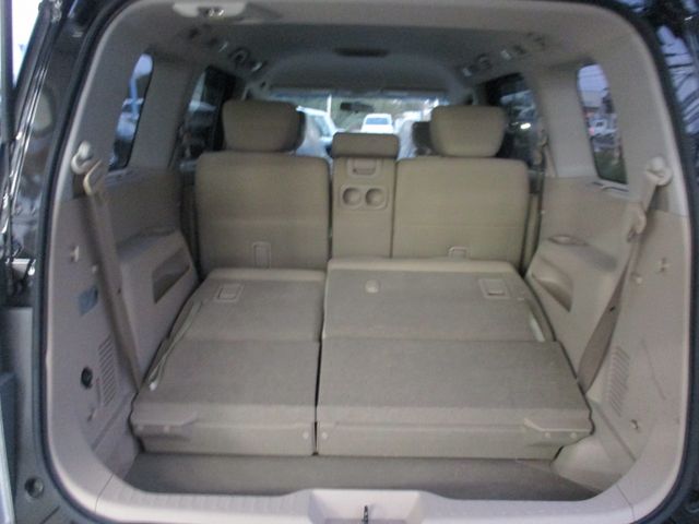 NISSAN ELGRAND 2018 Image 31