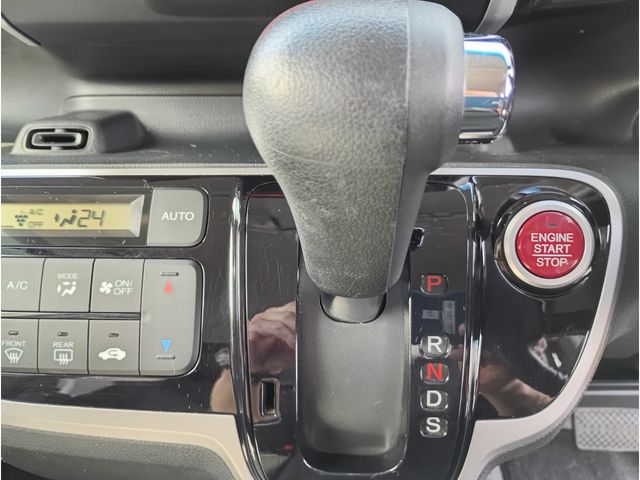 HONDA N BOX CUSTOM 2014 Image 31