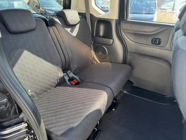 HONDA N BOX 2013 Image 31