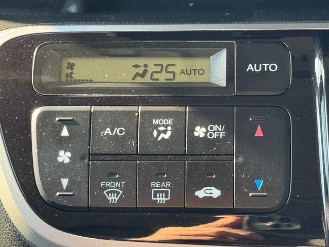 HONDA N BOX 2013 Image 31