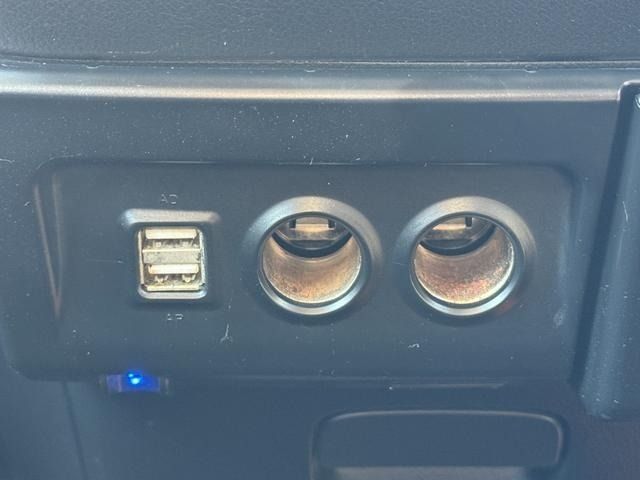 HONDA N BOX 2013 Image 31