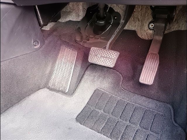 HONDA FIT HYBRID 2014 Image 31