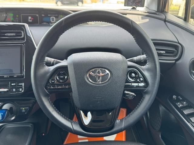 TOYOTA PRIUS 2019 Image 31