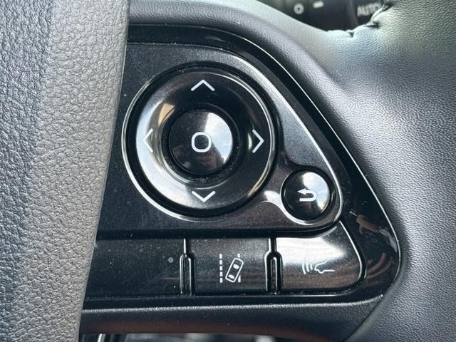 TOYOTA PRIUS 2019 Image 31