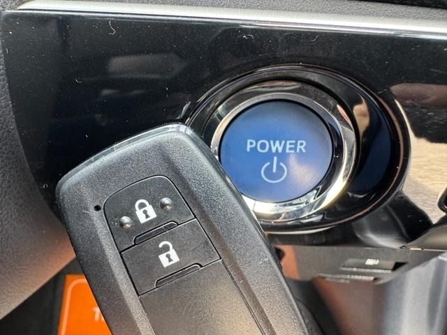 TOYOTA PRIUS 2019 Image 31