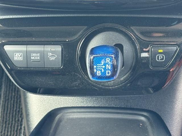 TOYOTA PRIUS 2019 Image 31