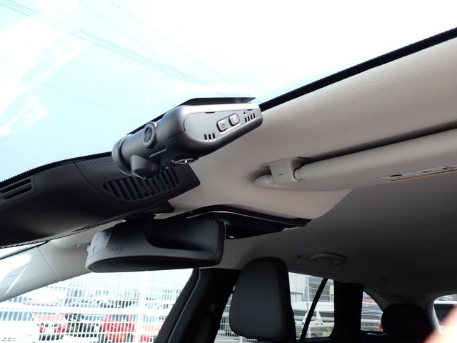 MERCEDES BENZ C CLAS 2024 Image 31