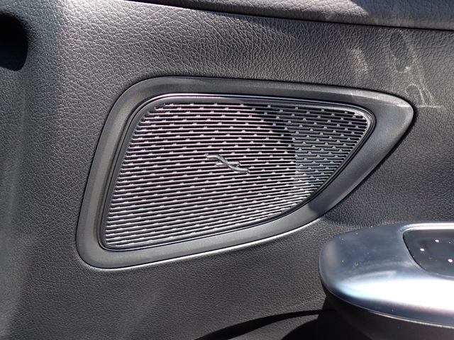 MERCEDES BENZ C CLAS 2024 Image 31