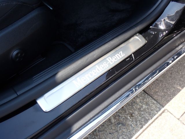 MERCEDES BENZ C CLAS 2024 Image 31