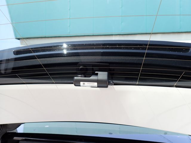 MERCEDES BENZ C CLAS 2024 Image 31