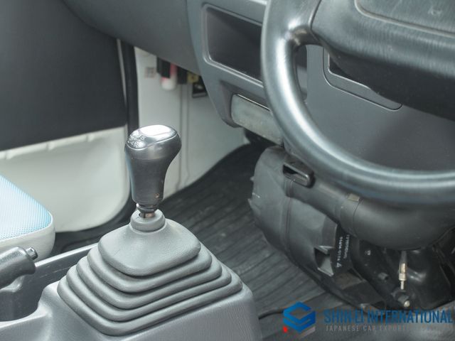 SUBARU SAMBAR TRUCK 4WD 1999 Image 31