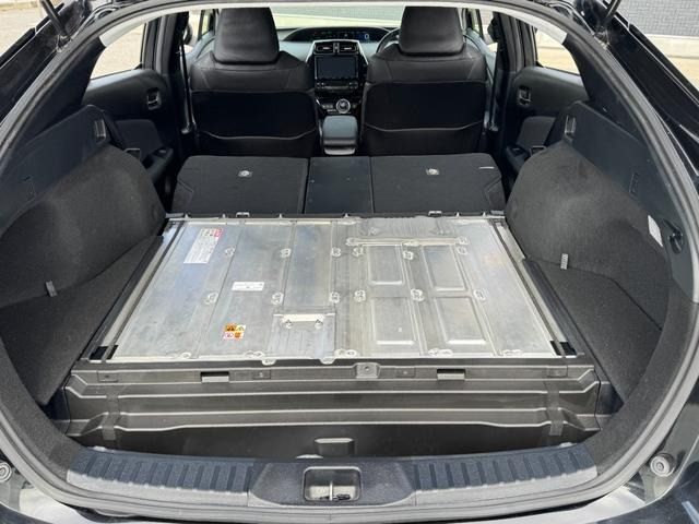 TOYOTA PRIUS PHV 2019 Image 31