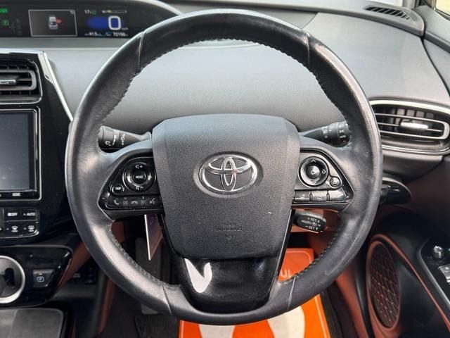 TOYOTA PRIUS PHV 2019 Image 31