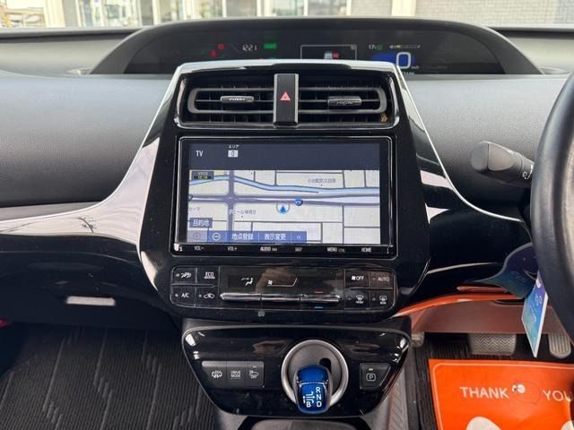 TOYOTA PRIUS PHV 2019 Image 31