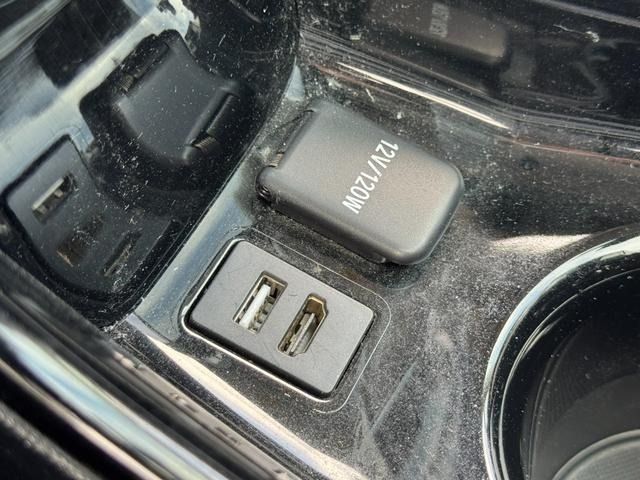 TOYOTA PRIUS PHV 2019 Image 31