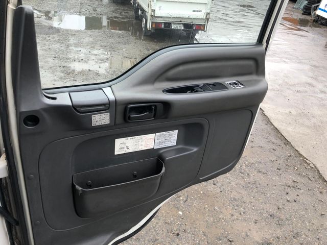 ISUZU FORWARD 2006 Image 31